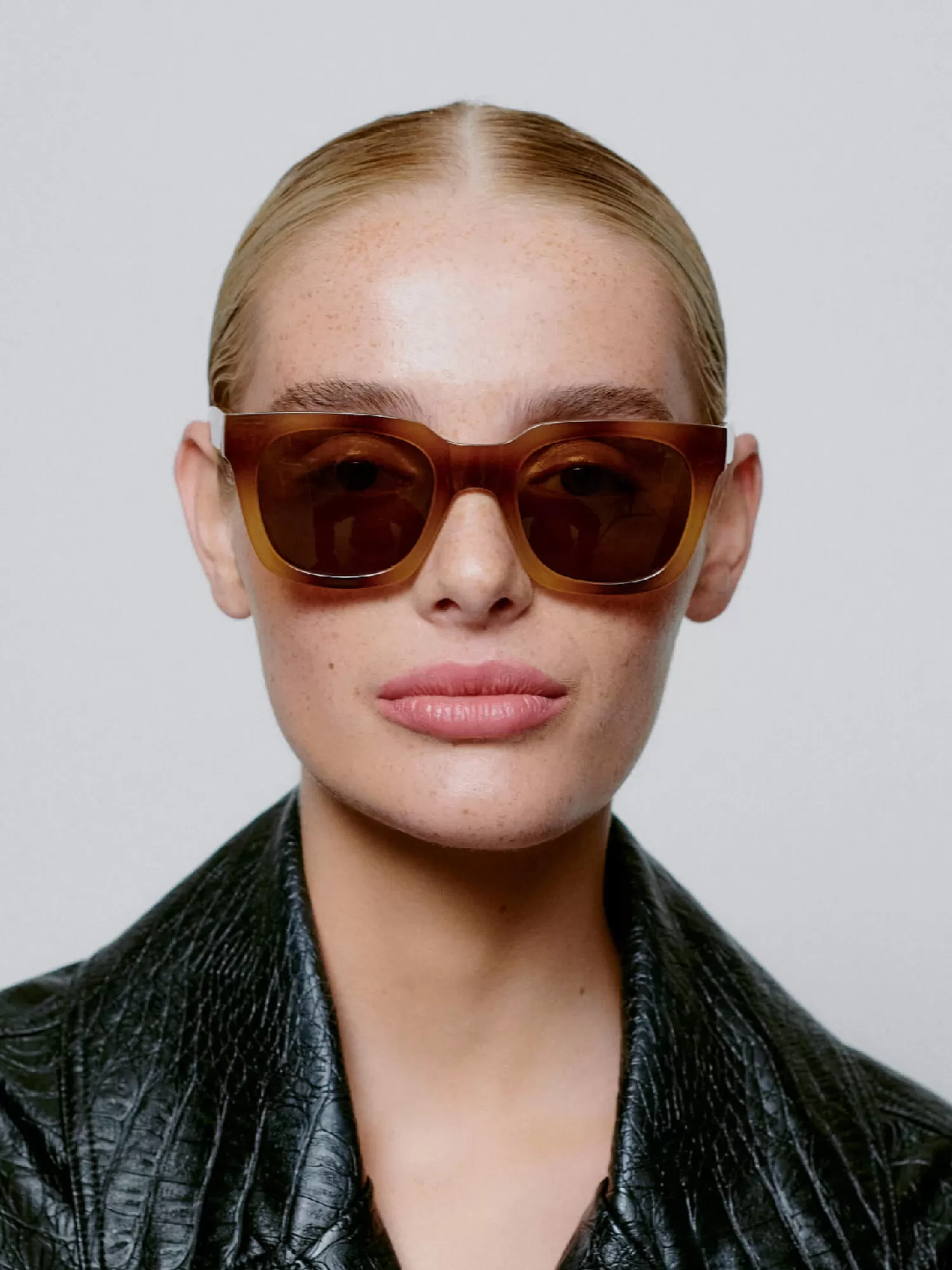 Outlet A.Kjaerbede Zonnebril Nancy Demi Brown
